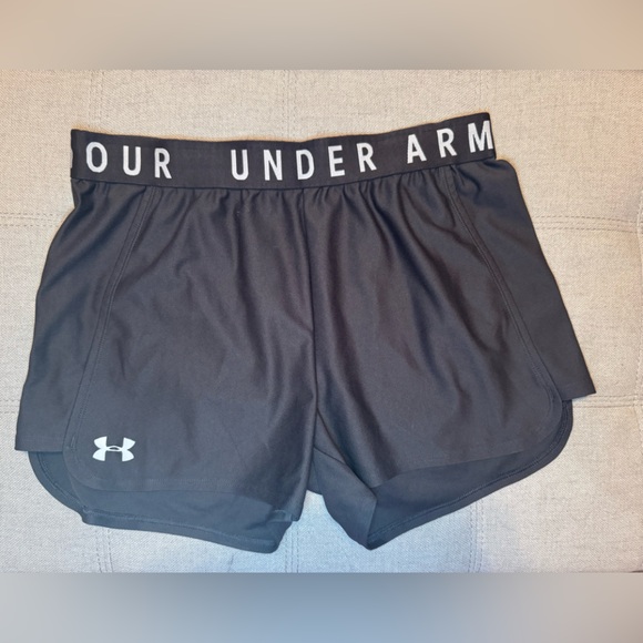 Under Armour Pants - Under Armour charcoal grey workout shorts.